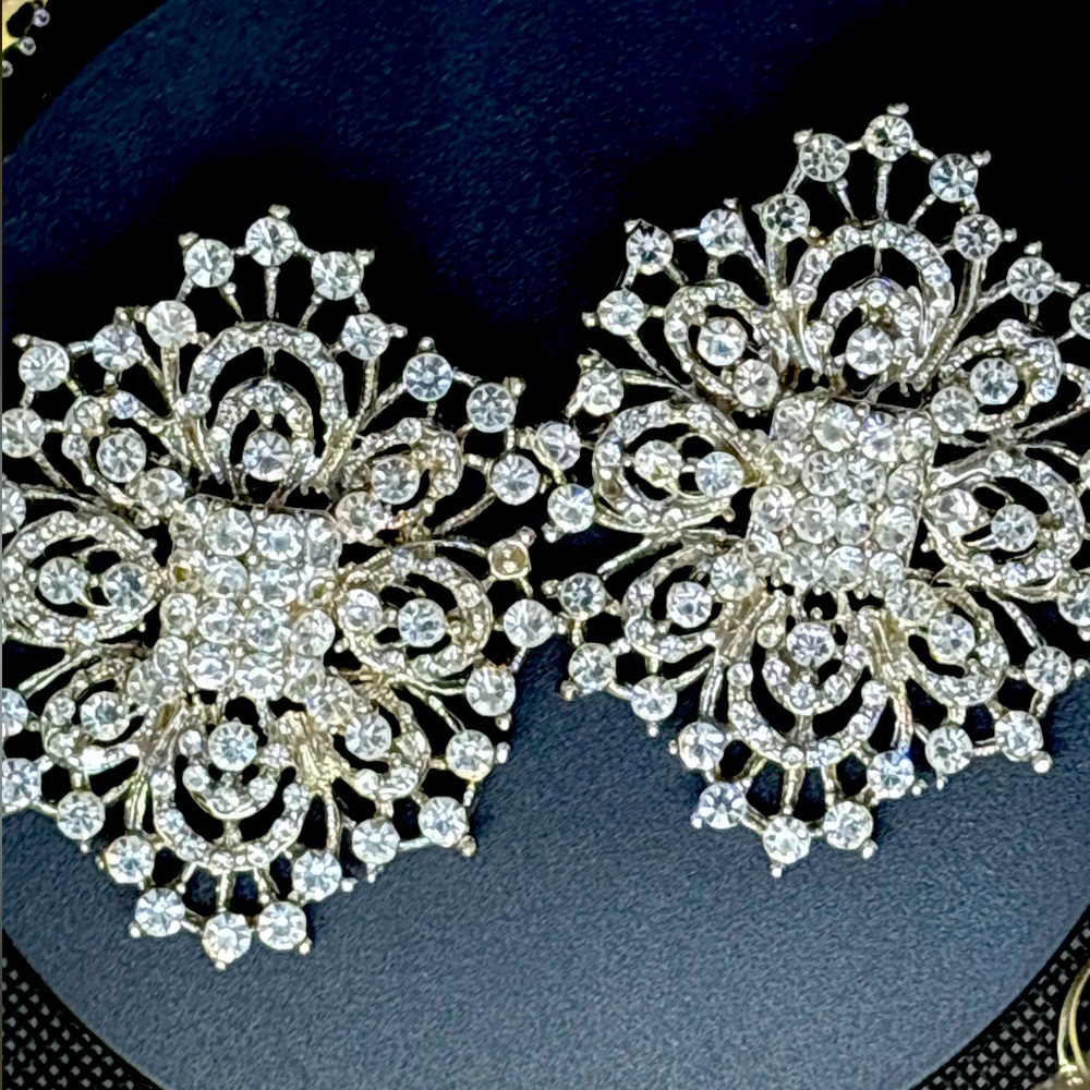 Two Brooches (Missing Stones On Both)